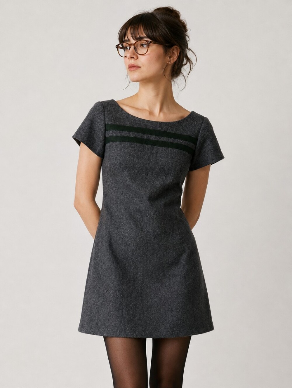 Cinder + Smoke Wool Mini Dress Size 6 Grey Short Sleeve EUC